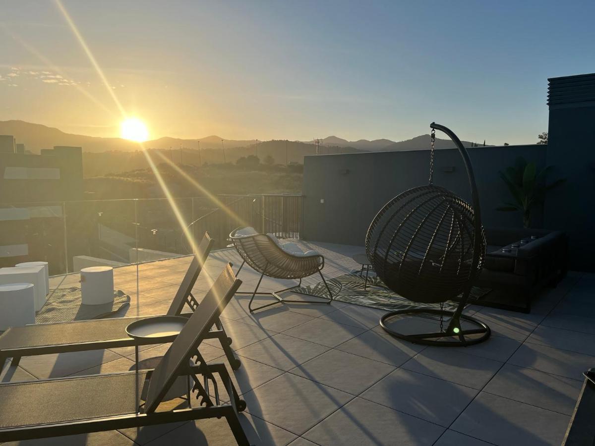 Апартаменты The Golden Oasis Penthouse Эстепона Экстерьер фото
